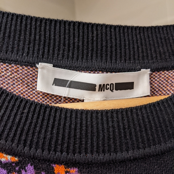 💲SOLD 💲McQueen crew neck sweater - Picture 5 of 6